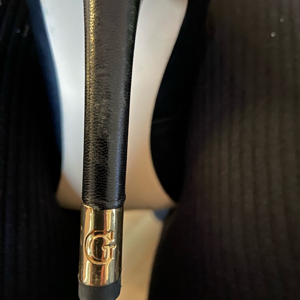 GUESS leather pumps - Picture 2 of 3